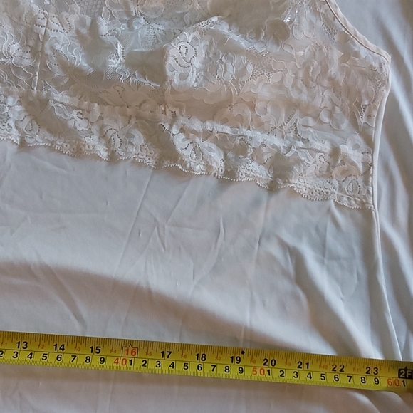 Cream nightgown/chemise Midi length size L/Xl Marks & Spencer - Picture 10 of 12